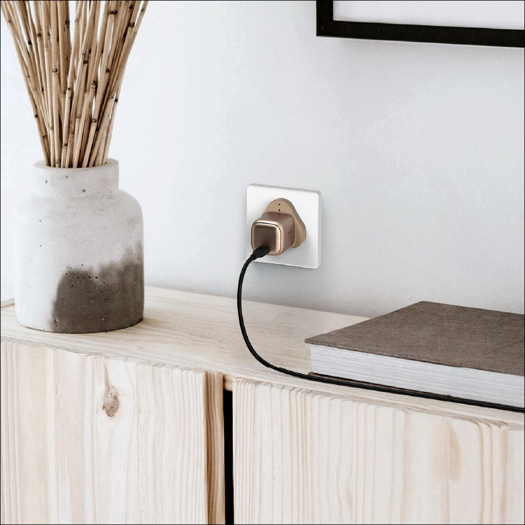 1-Charge 1 連接埠 30W 充電器