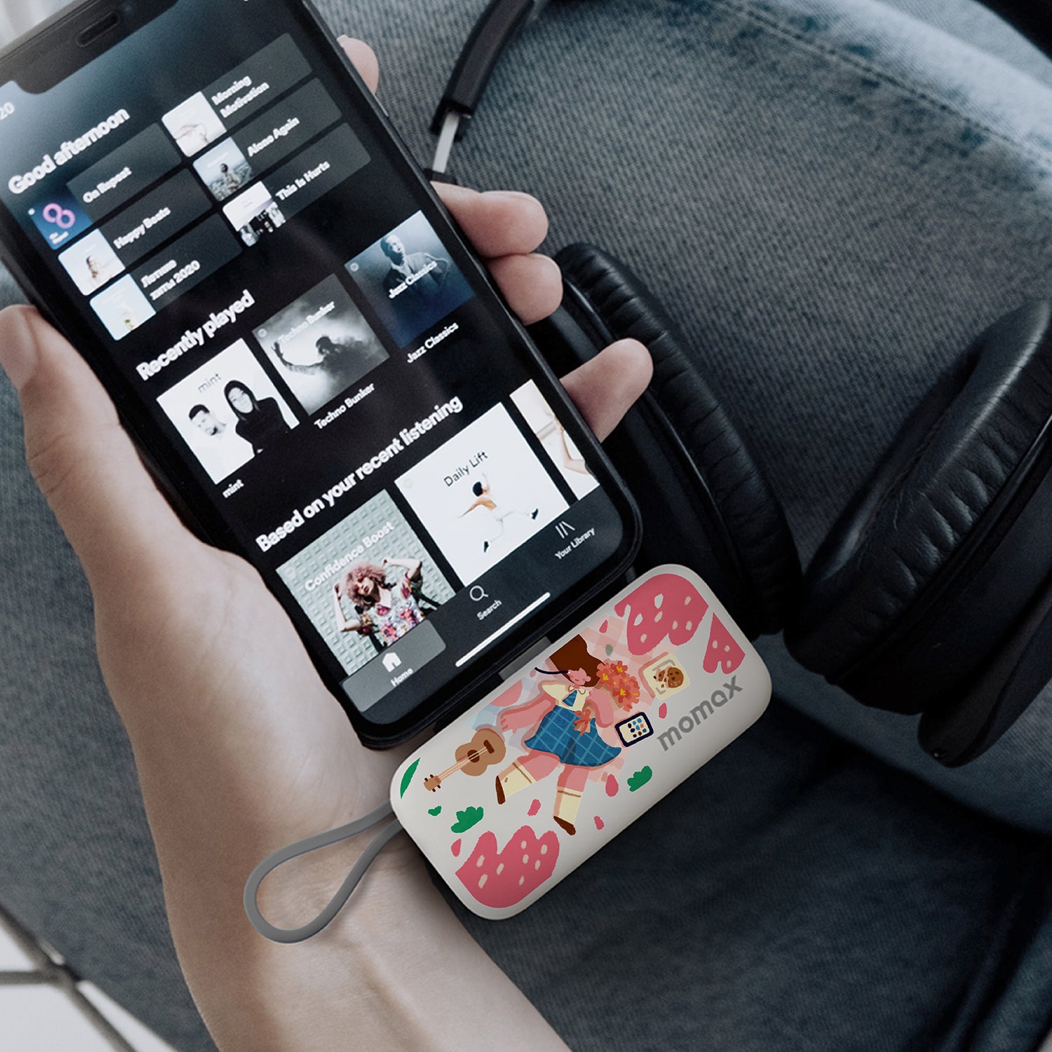 1-Power Mini 5000mAh built-in foldable USB-C power bank (Valentine's Limited Edition - Cherry Blossom)